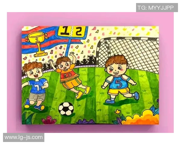 小卡足球星:探索足球世界中的儿童梦想与竞技精神