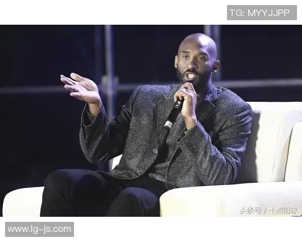 足球球星下跪行动引发全球热议:背后深刻意义与社会影响分析